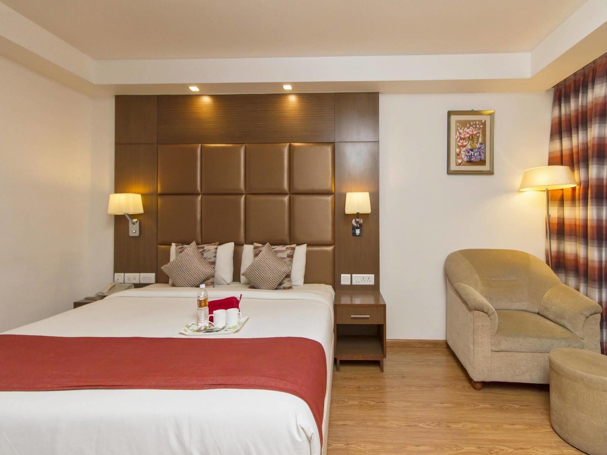 The Atrium Boutique Hotel Mysore Exterior photo